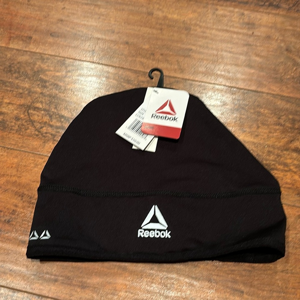 Women’s Black Reebok Running Beanie NWT Polyester/Spandex OSFM🔥
